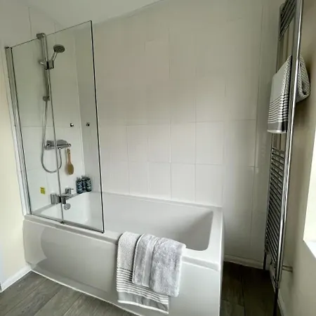 Central, Newly Refurb 2 Bed Flat With Free Parking Кембридж Экстерьер фото