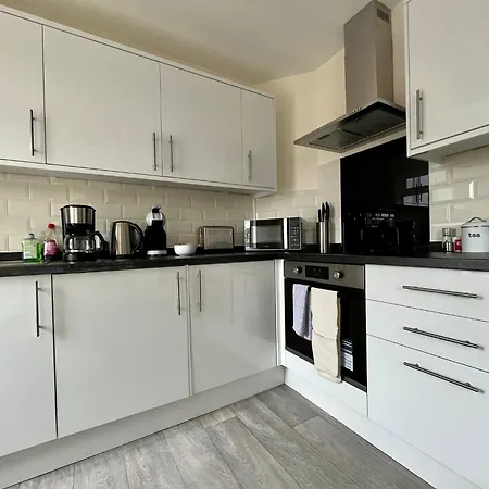 Central, Newly Refurb 2 Bed Flat With Free Parking Кембридж Экстерьер фото